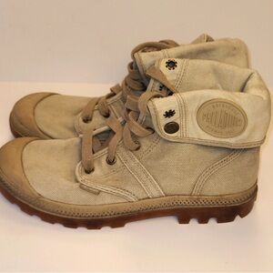 Palladium Women's Lace-Up Boots in Tan